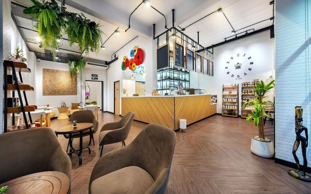 Siam Subway Hostel and Café — фото
