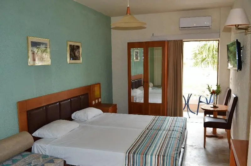 Sunset Beach Hotel - Chambres