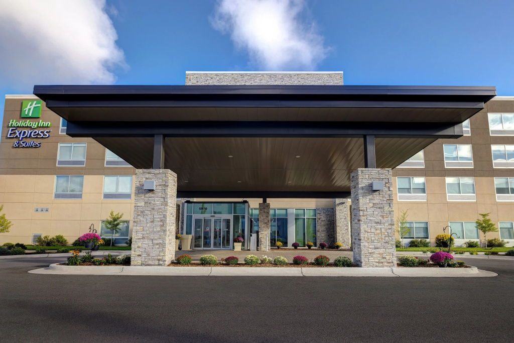 Holiday Inn Express & Suites Brighton by IHG