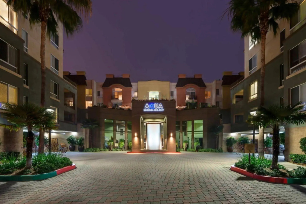 Global Luxury Suites at Lincoln Blvd