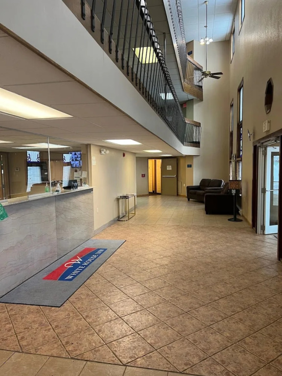 The White House Inn — фото 3