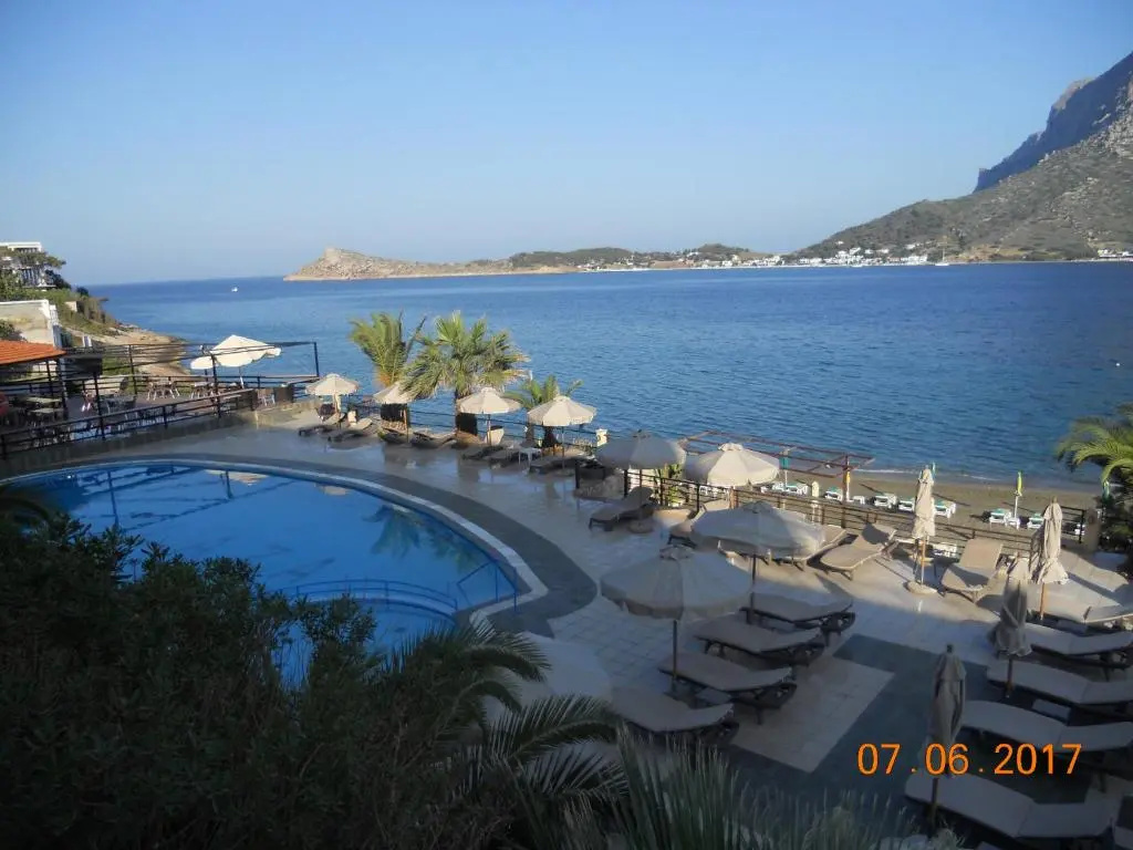 Beach & Waterfront