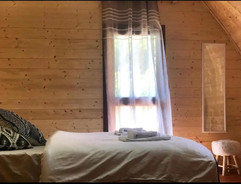 Deluxe Double room with balcony (full double bed)