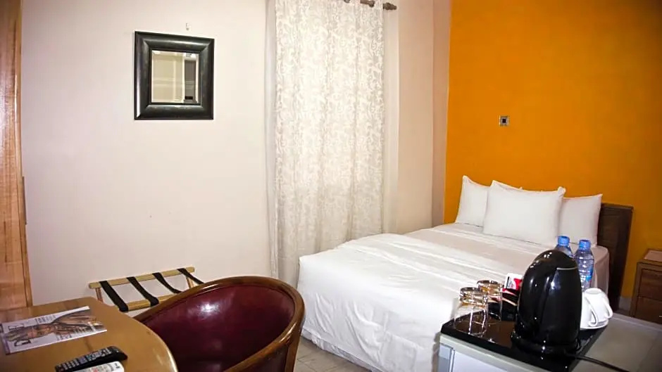 Tropical Enclave Hotel - Chambres