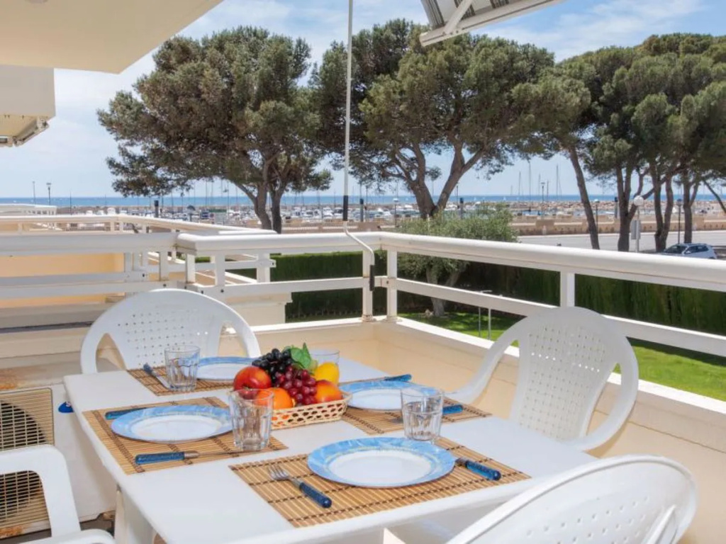 Balcony & Terrace