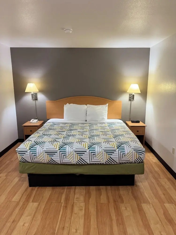 Standard Double room (full double bed)