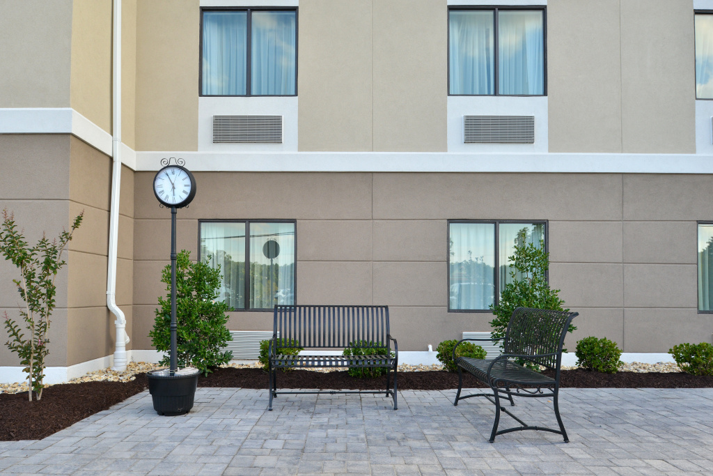 Holiday Inn Express & Suites West Ocean City by IHG