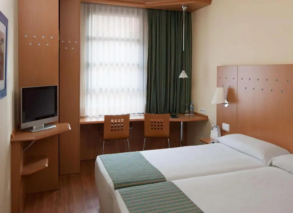 Hotel NH Valencia Las Ciencias - Chambres