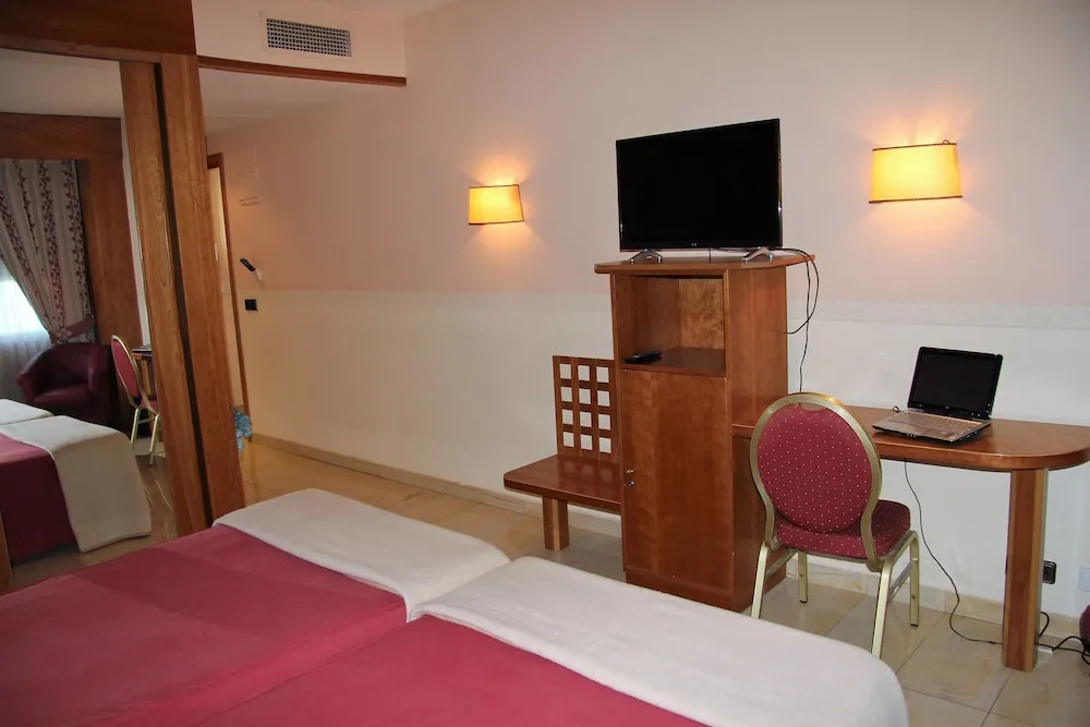 Hotel La Maruxiña - Général