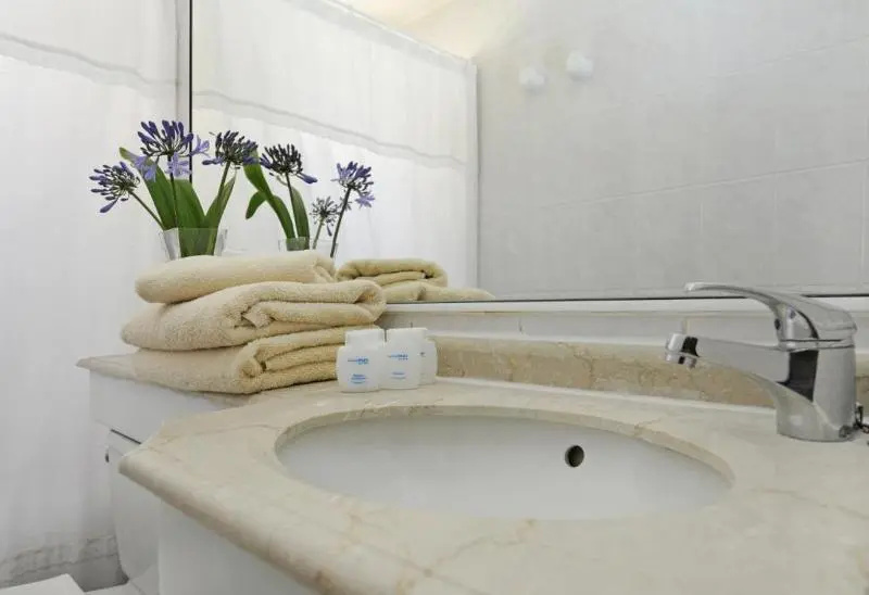 MR Mar Suites - Chambres