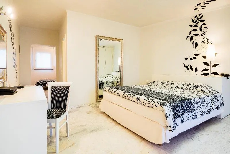 Bourtzi Hotel - Chambres