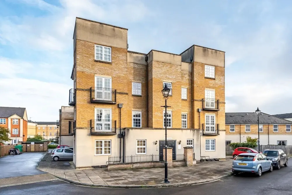 Cosy Flat for 2 nr Railway Museum & Free Parking!