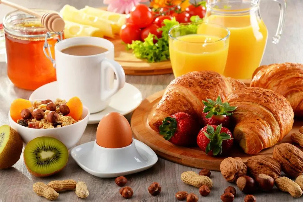 Food & Beverage