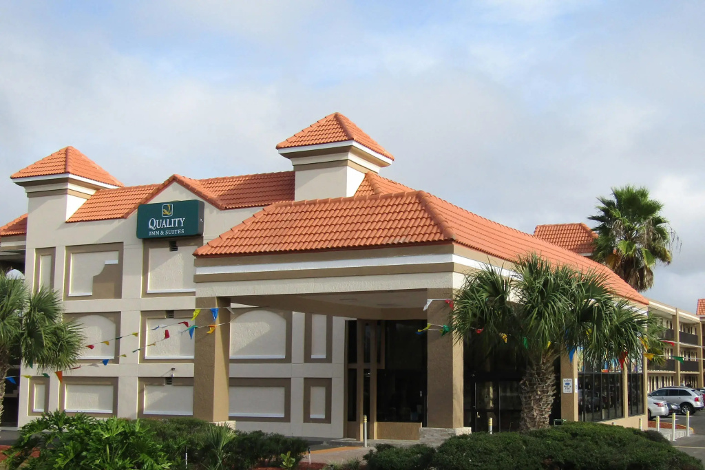 Quality Inn & Suites Kissimmee near Main Gate