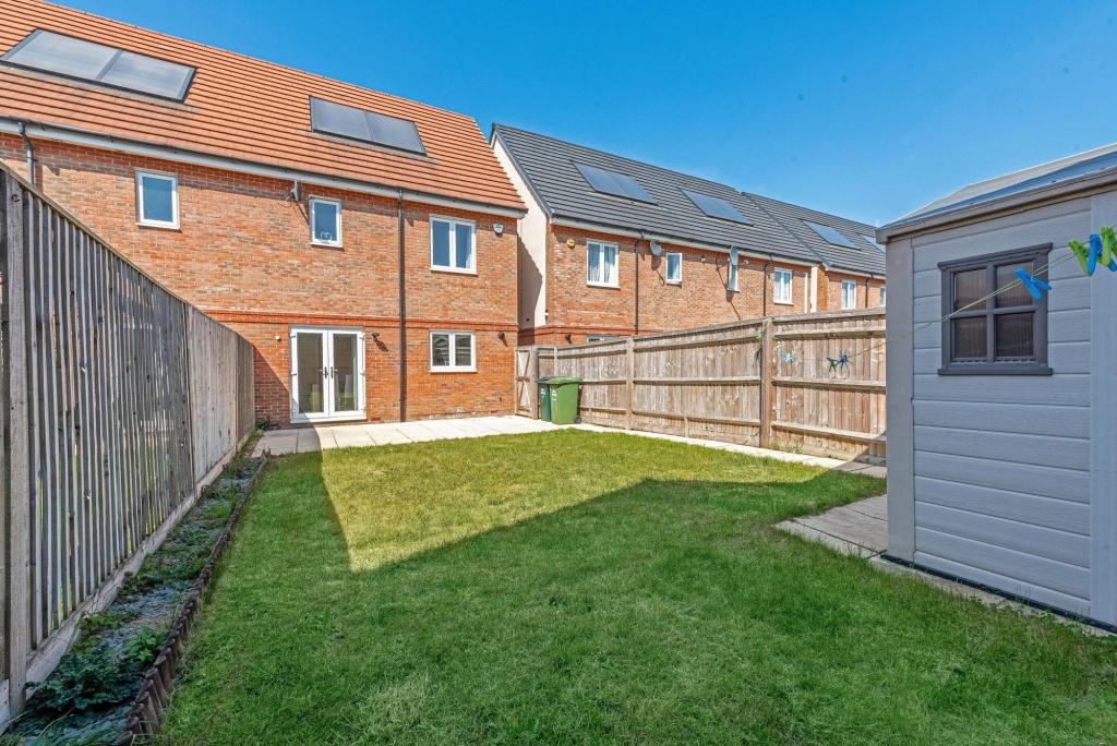 London Heathrow Living Holywell Serviced House C