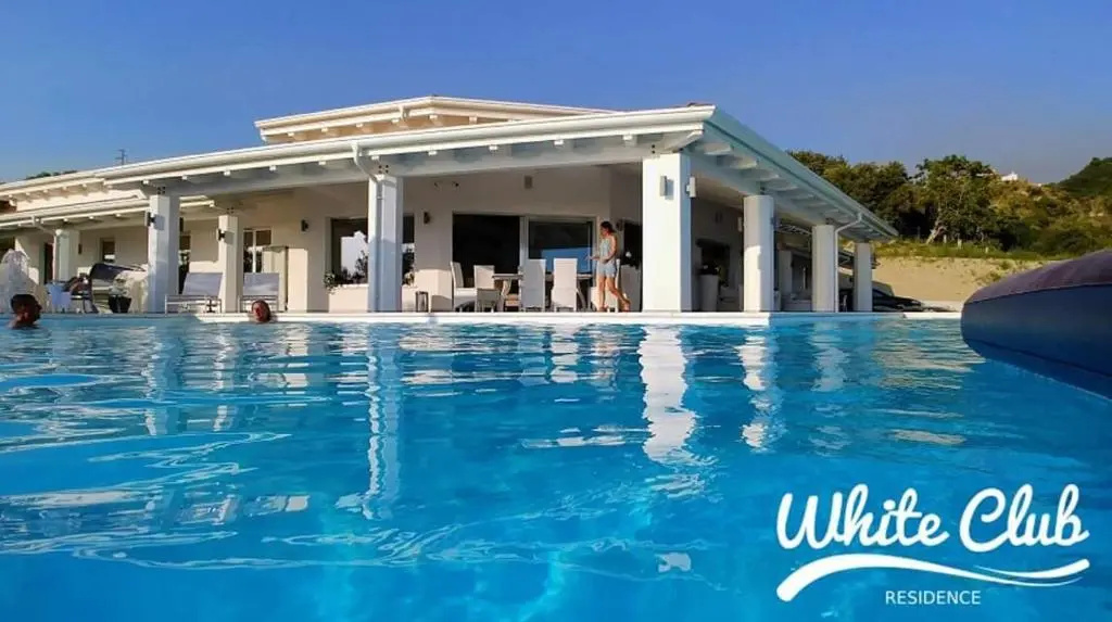 White Club Residence - фото 10