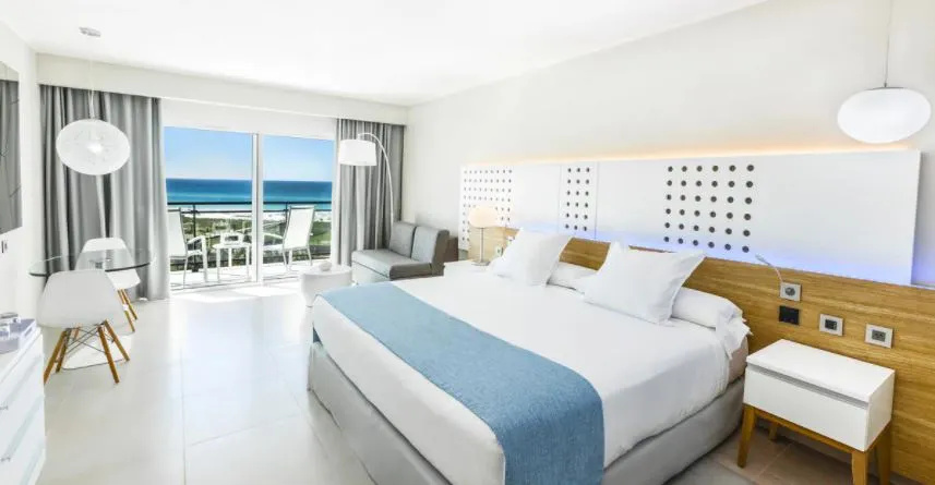 Classic room with sea view