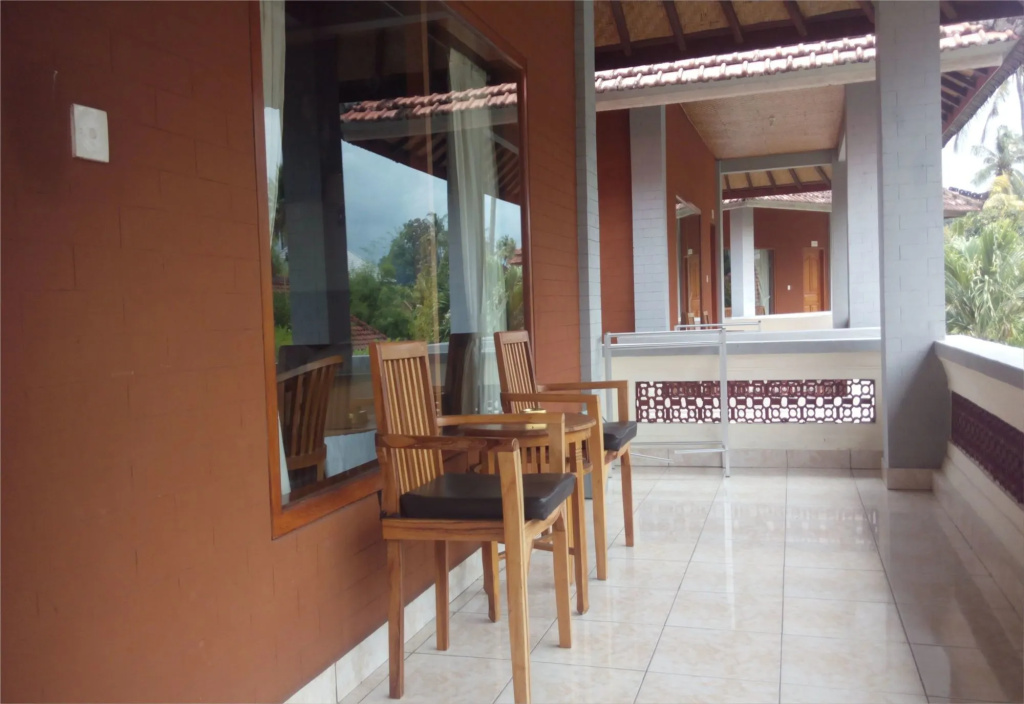 Balcony & Terrace