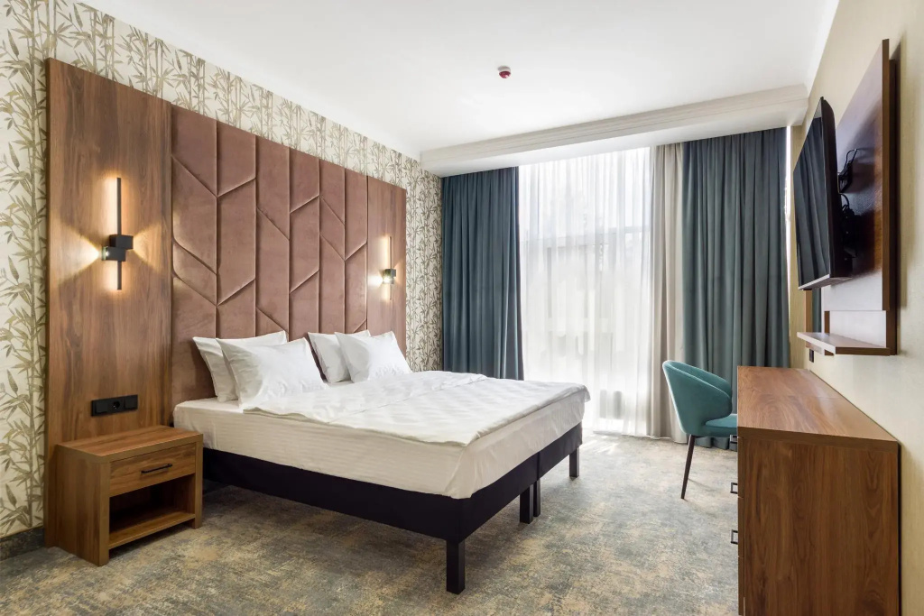 Superior Double Suite (full double bed)
