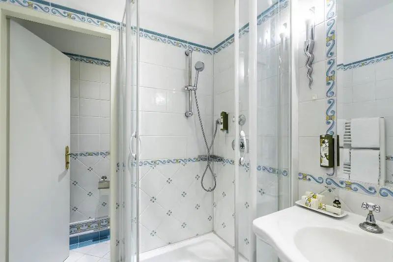 Classic Double room (twin beds)