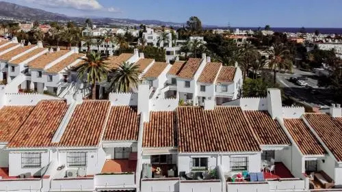 Family friendly apt close to beach-AGC28