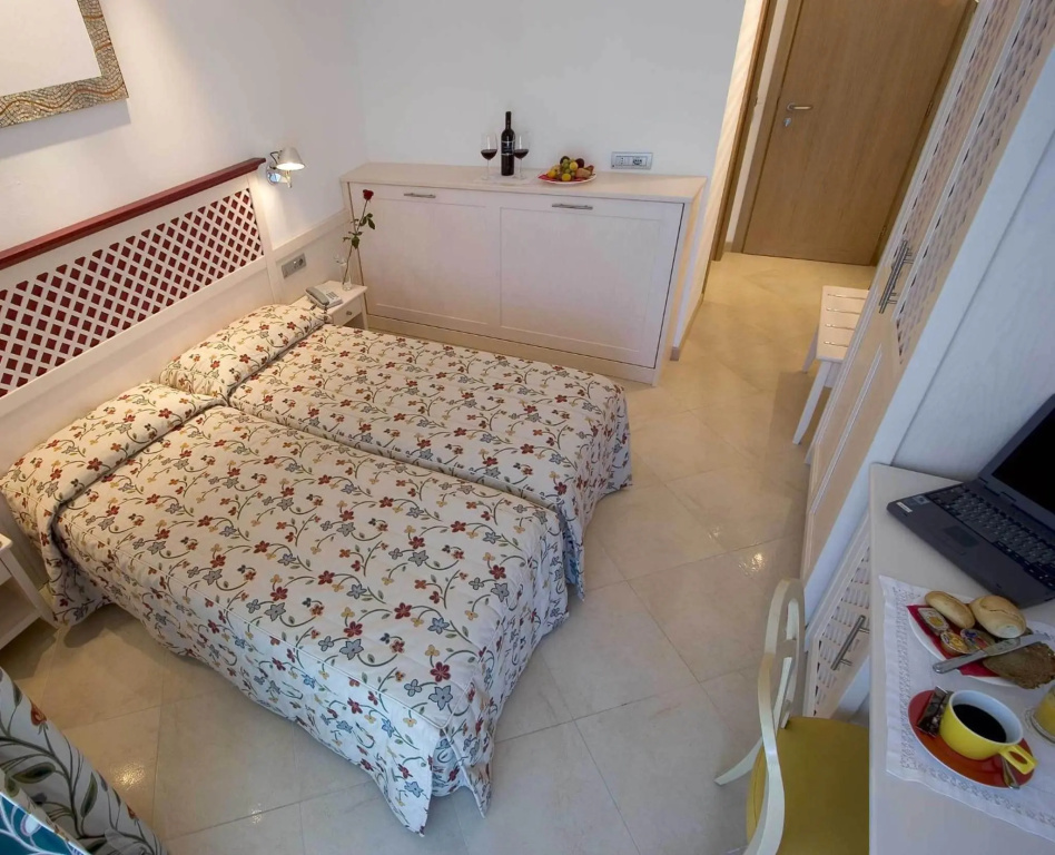 Hotel Katja — 5