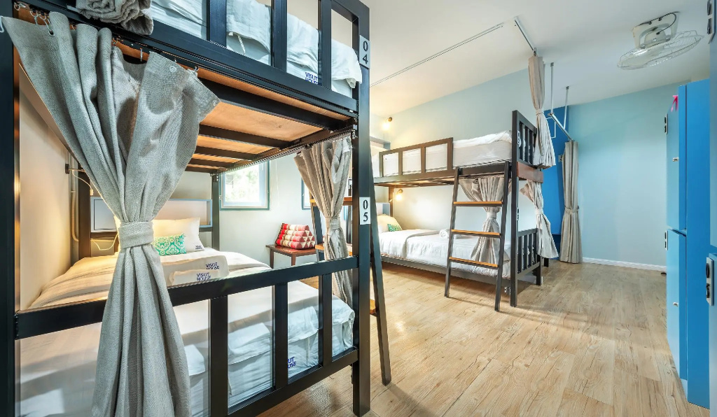Economy room
