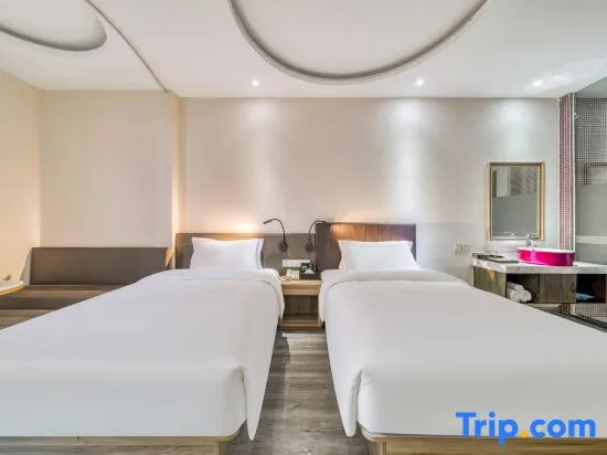 Superior Double room (twin beds)