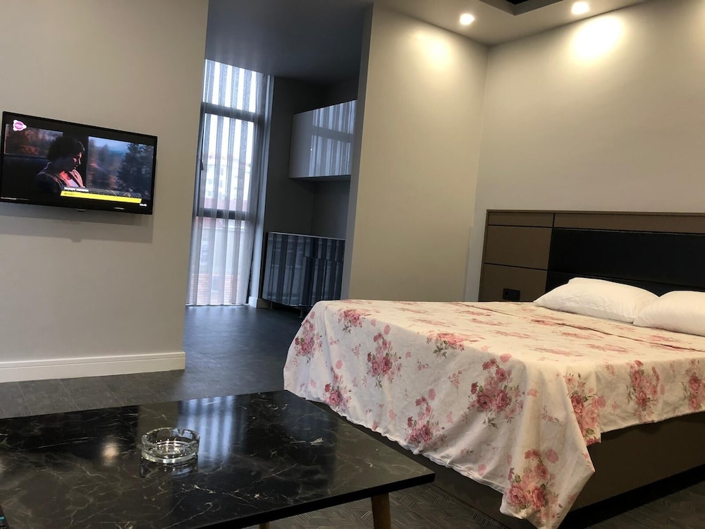 Kent Suites Hotels