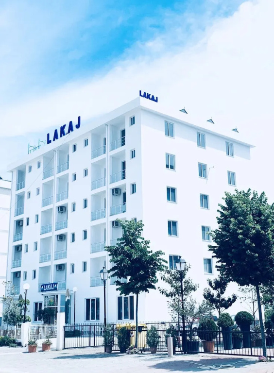 Hotel Lakaj