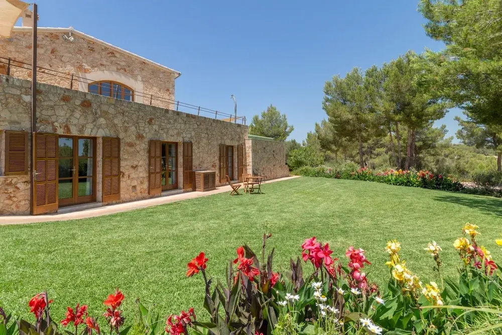 Tranquil Villa in Sant Joan