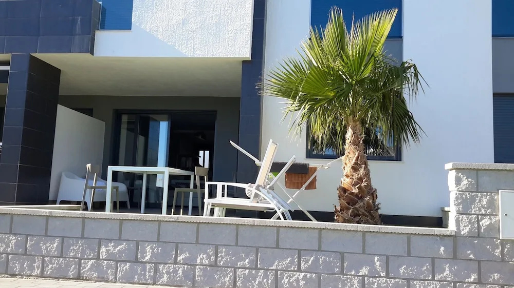 Apartment With 2 Bedrooms in Punta Prima, With Pool Access, Furnished