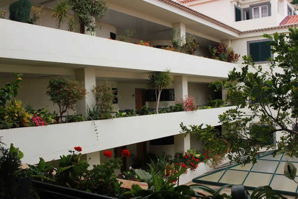 Pure Classic Apartment