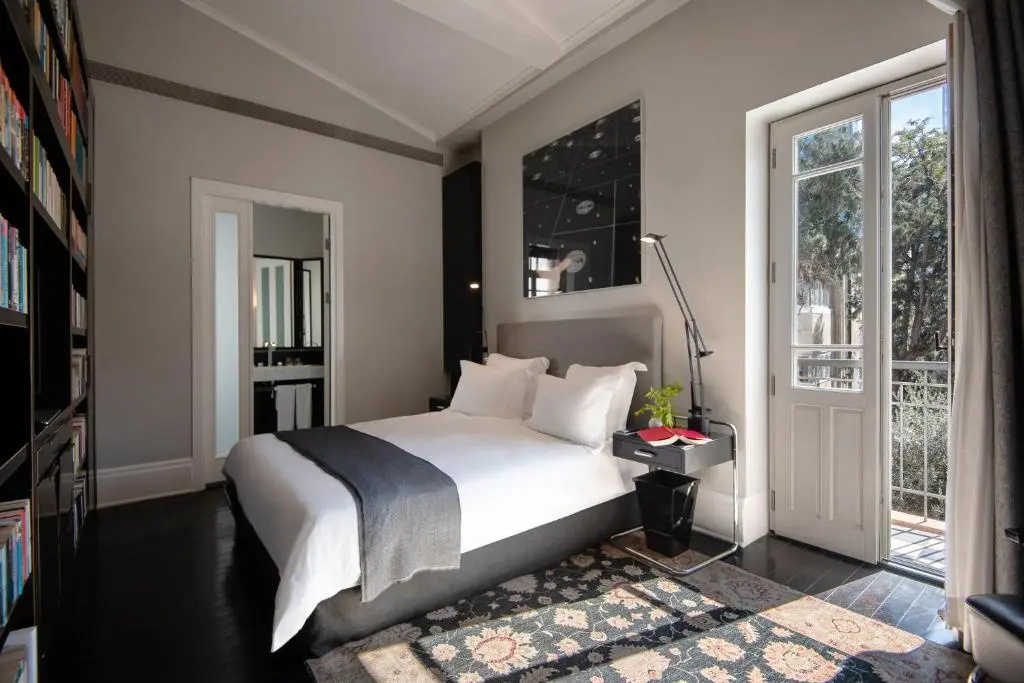 Standard Double room with balcony (full double bed)