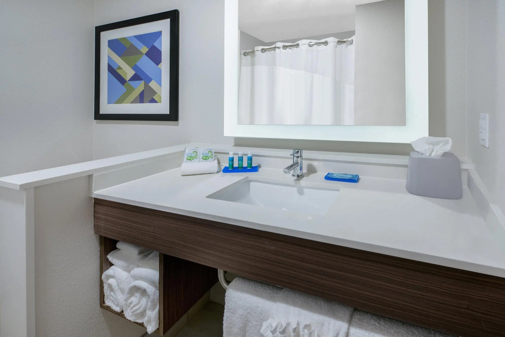 2 Bedrooms Quadruple Suite