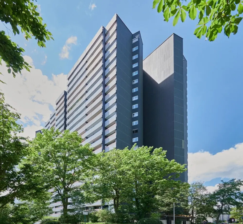 criston apartments - Friendly Residence