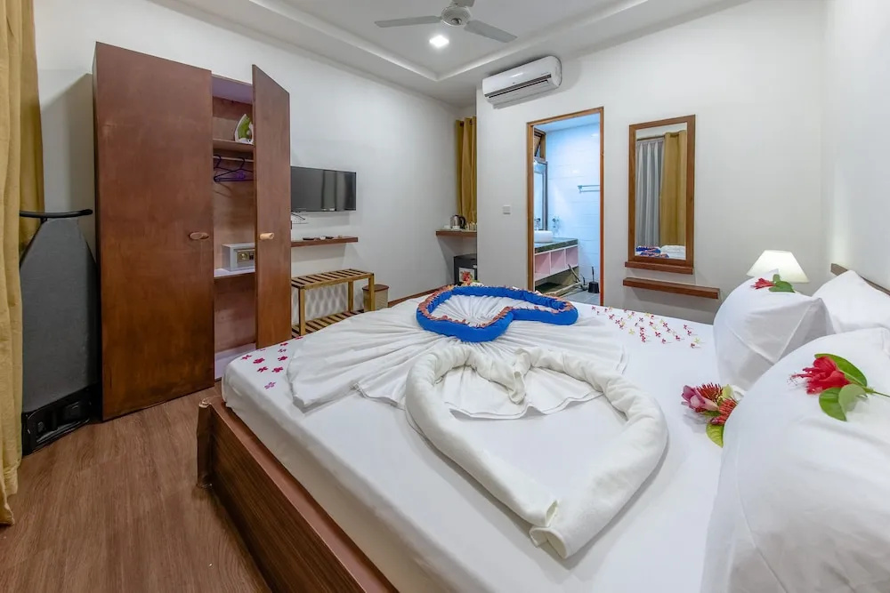 Dhiffushi White Sand Beach Hotel - Chambres