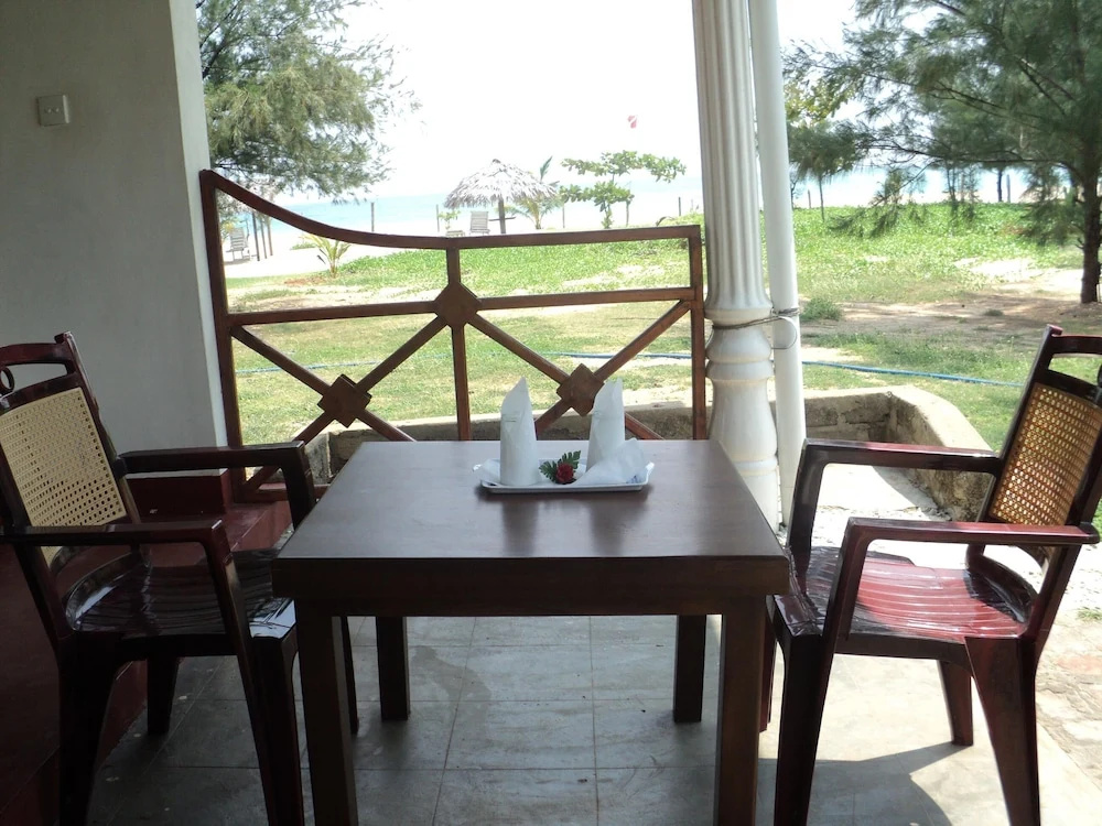 White Sand Beach Inn - Chambres