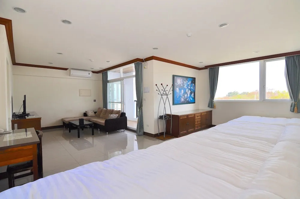 Standard Family room with balcony and with mountain view