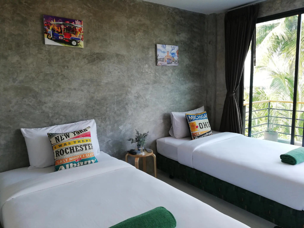 Deluxe Double room (twin beds)