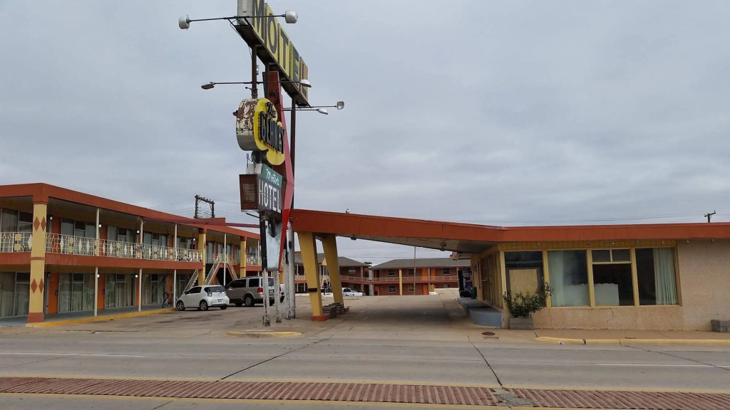 The Glancy Motel