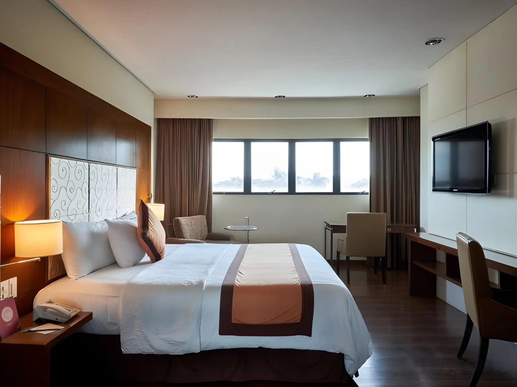 San Tomas Suites — 3