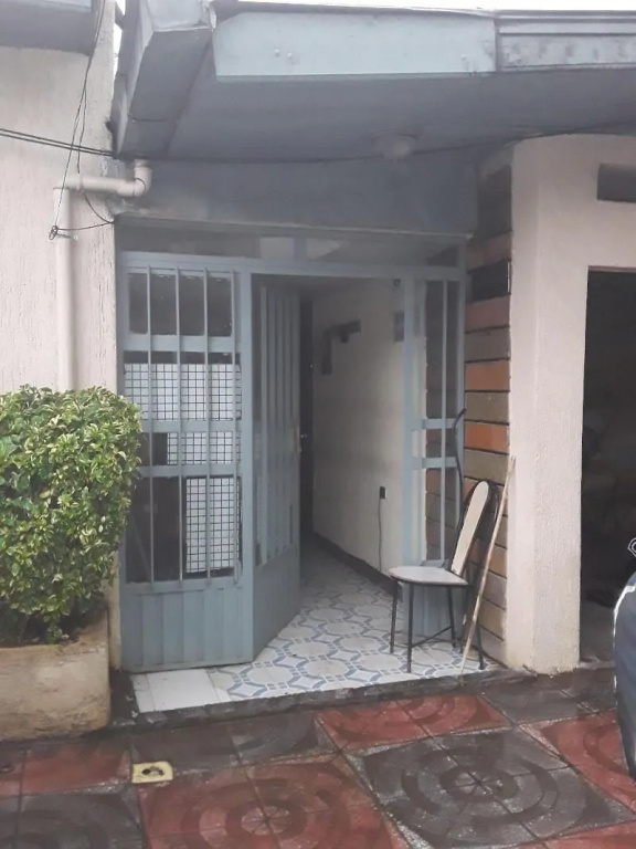 Alem Guest House