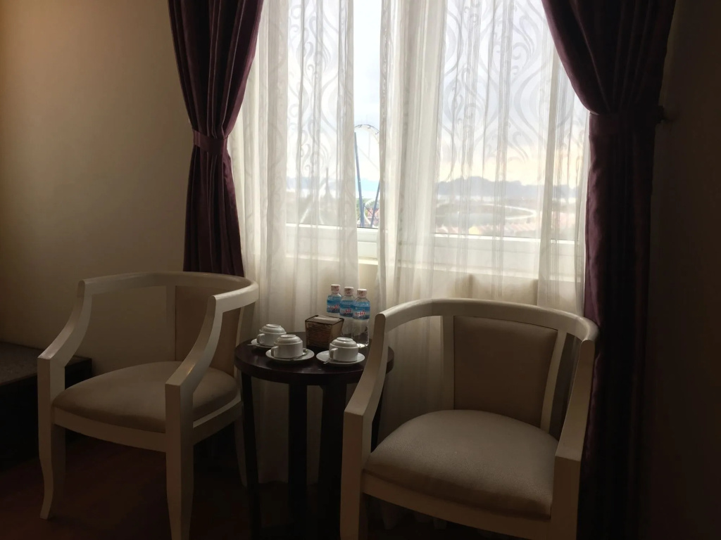 Balcony & Terrace