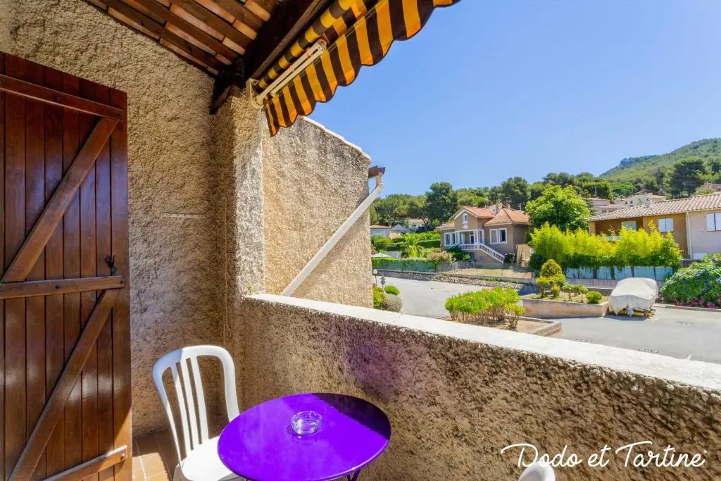 Balcony & Terrace