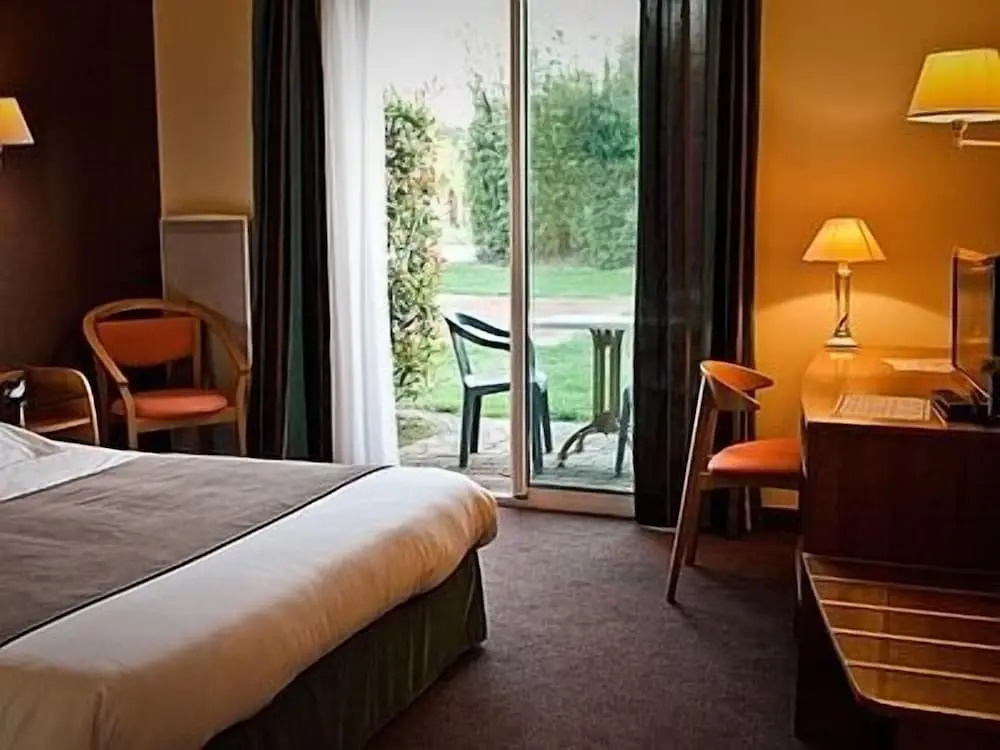 Standard Double Basement room (full double bed)