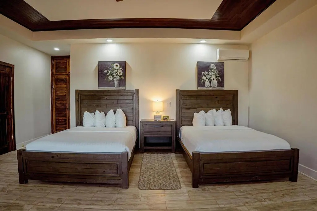 Deluxe Quadruple room