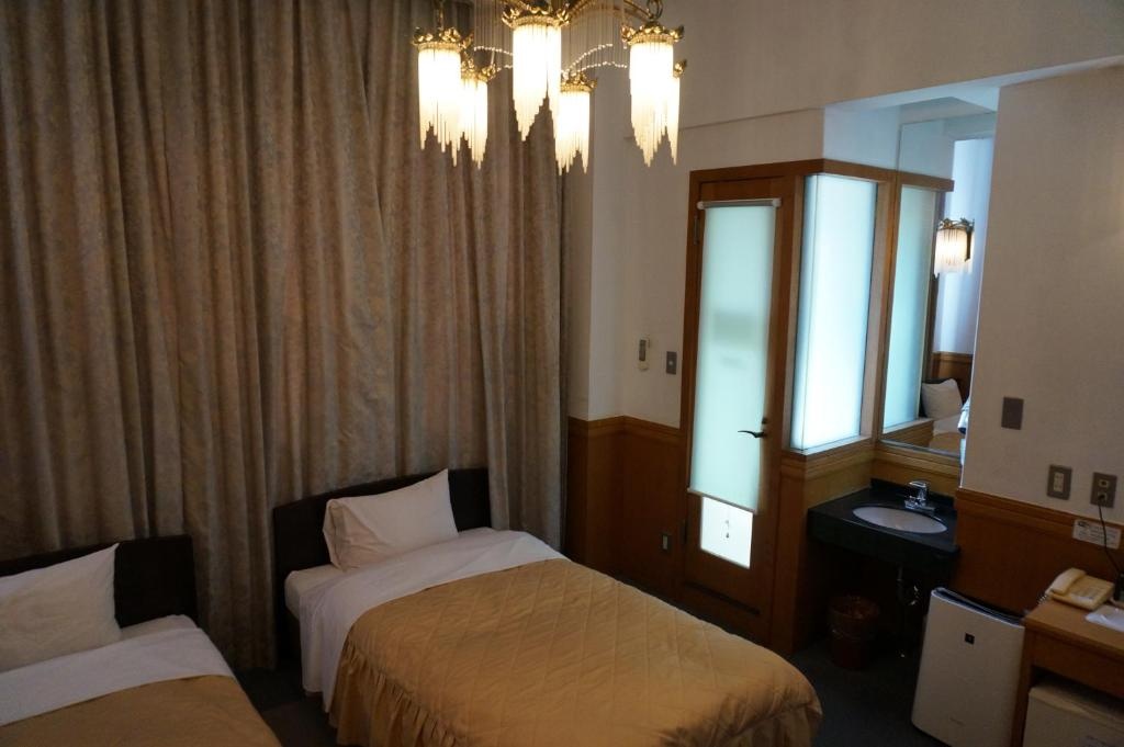 Business Hotel Crescent 사진 6