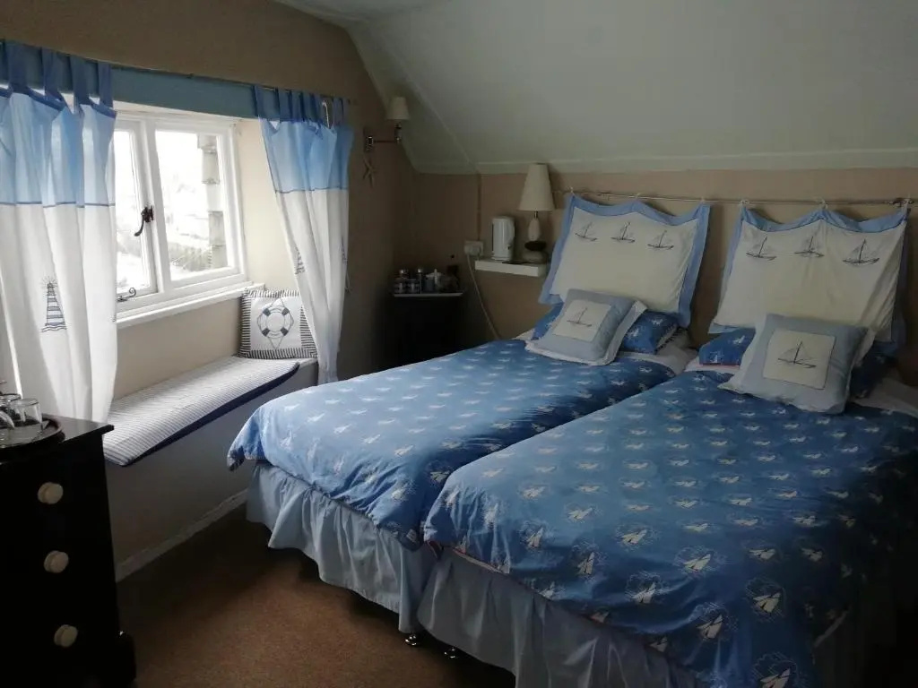 Standard Double room with sea view (twin beds)