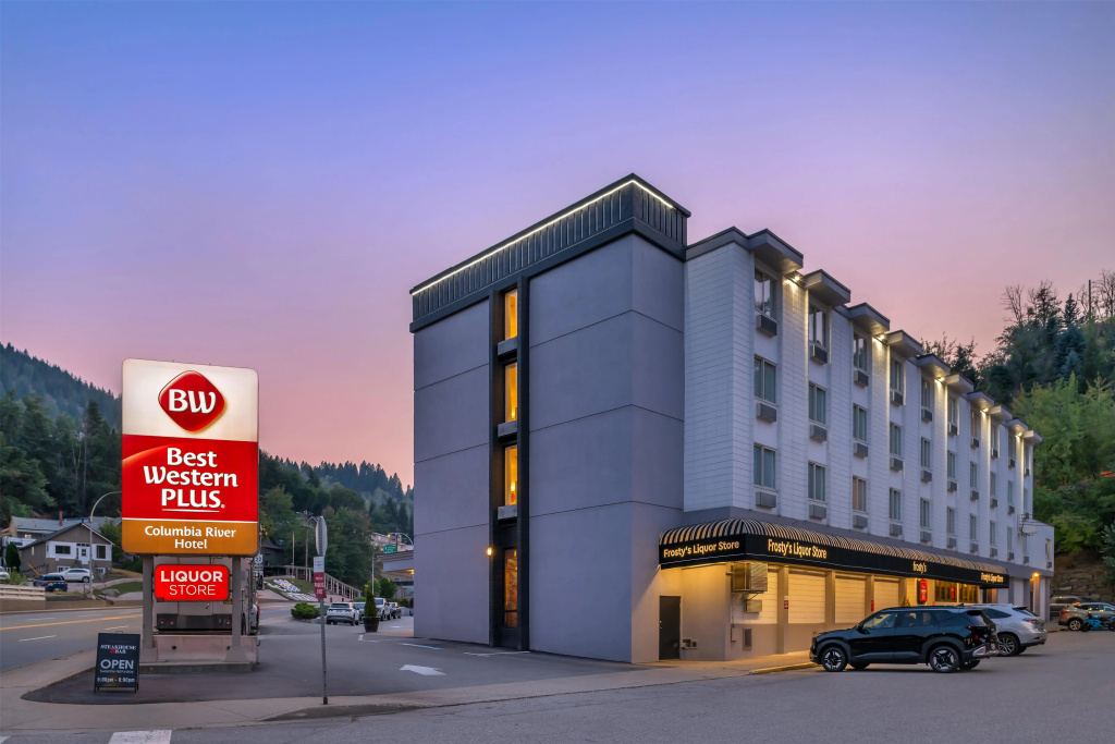 Best Western Plus Columbia River Hotel